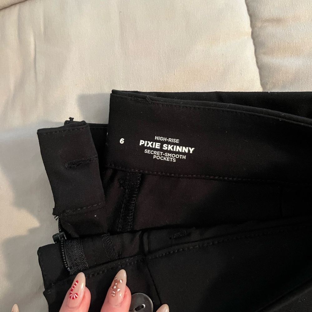 Old navy pixie pants bundle - Picture 4 of 6